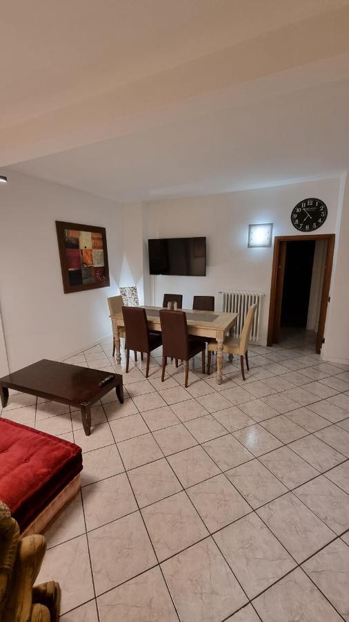 Azzano San Paolo Sweet Home מראה חיצוני תמונה